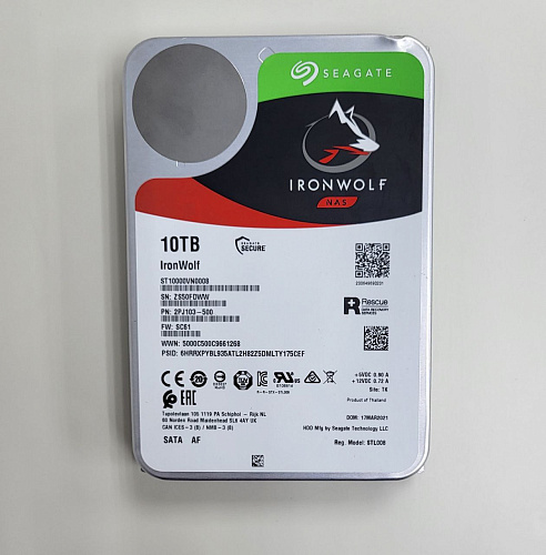 Внутренний жесткий диск 3,5" 10Tb Seagate (ST10000VN0008) 256Mb 7200rpm SATA3 IronWolf УЦЕНКА