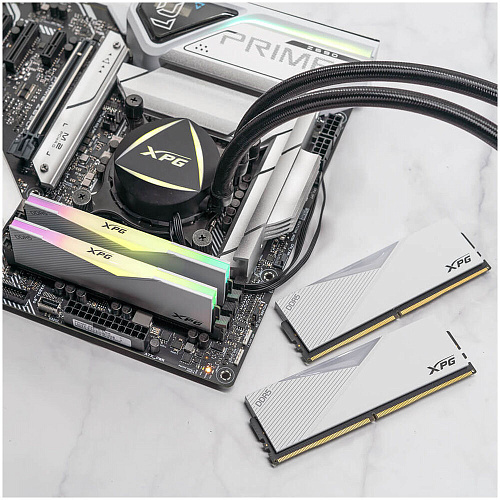 Модуль памяти DIMM 16Gb DDR5 PC48000 6000MHz ADATA Lancer RGB White (AX5U6000C3016G-DCLARWH)