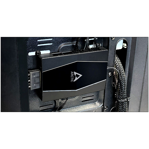 Arctic ACFAN00175A 10 Port PWM Fan Hub with SATA Power, black