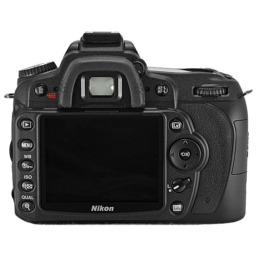 Зеркальная фотокамера Nikon D90 Kit 18-140 VR
