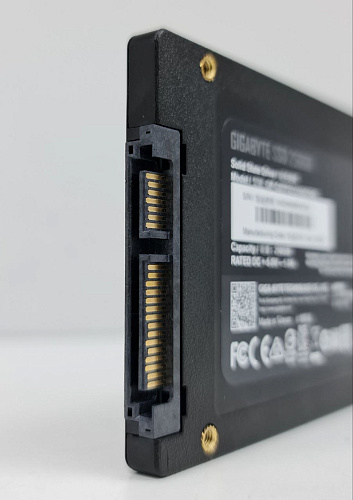 Внутренний SSD-накопитель 256Gb Gigabyte (GP-GSTFS31256GTND) SATA3 2.5" УЦЕНКА