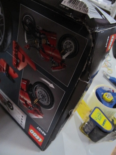 LEGO Technic Ducati Panigale V4 R 42107 УЦЕНКА