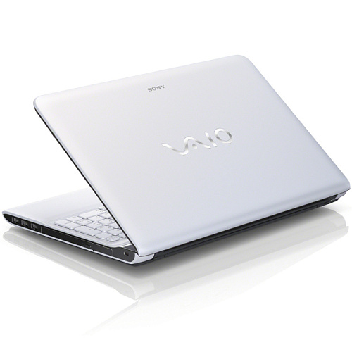 Ноутбук Sony Vaio SVE1512R1RW i5-3210M/4Gb/640Gb/DVD/AMD HD 7650 1G/WiFi/BT/cam/15.5"/Win8 White SVE1512R1R/W