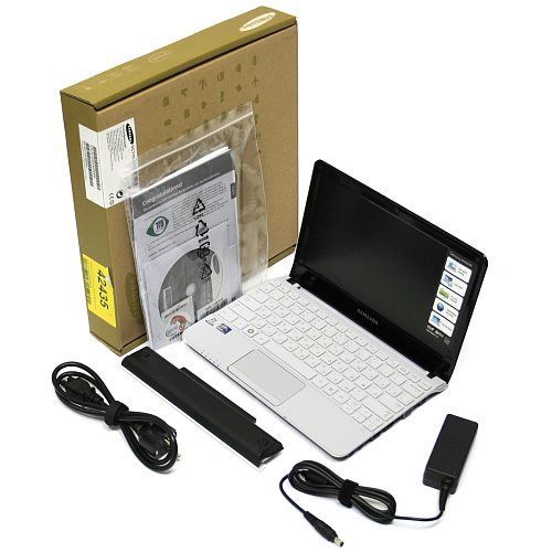 Нетбук Samsung NC110-A02 atom N455/1G/250G/10.1/WiFi/BT/cam/Win7 Starter white