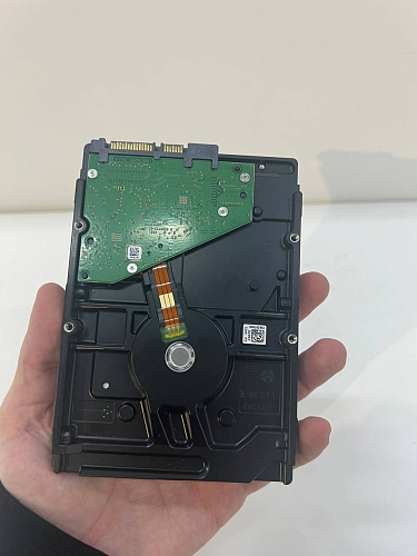 Внутренний жесткий диск 3,5" 2Tb Seagate (ST2000DM008) 256Mb 7200rpm SATA3 Barracuda УЦЕНКА