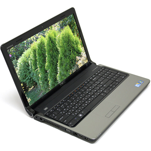 Ноутбук Dell Inspiron 1564 i5-430M/3Gb/320Gb/DVD/BT/WF/15.6"/4330/Win7 HP Pink 6cell