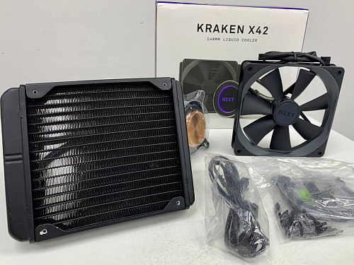 Система водяного охлаждения NZXT Water Cooler Kraken X42 (S1150/1151/1155/1156, S1366, S2011, AM3+/FM2/AM4) RL-KRX42-02 Ret УЦЕНКА