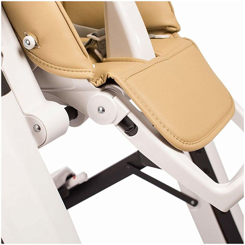 Стульчик для кормления Peg-Perego Siesta Follow Me (Noce)