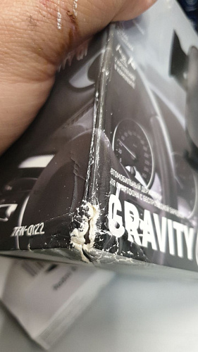 Держатель автомобильный c беспроводной зарядкой TFN Gravity QI22 15W черный УЦЕНКА