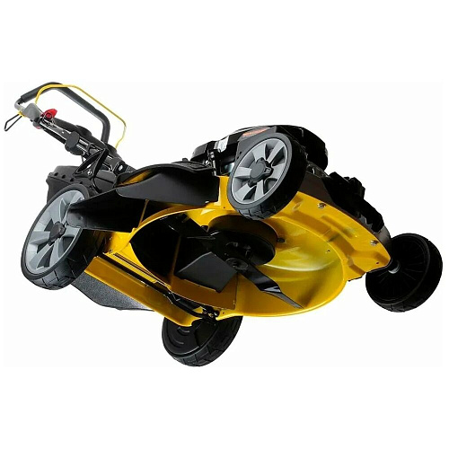 Бензиновая газонокосилка Champion LM5347