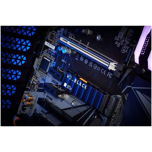 Внутренний SSD-накопитель 4000Gb Western Digital Black SN850X with Heat Spreader (WDS400T2XHE) M.2 2280 PCIe NVMe 4.0 x4