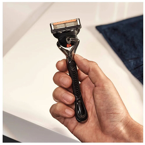 Gillette Подарочный набор (Gillette Станок Proglide Flexball с 1 сменной кассетой + Gillette Гель для бритья Fusion5 + Подставка)