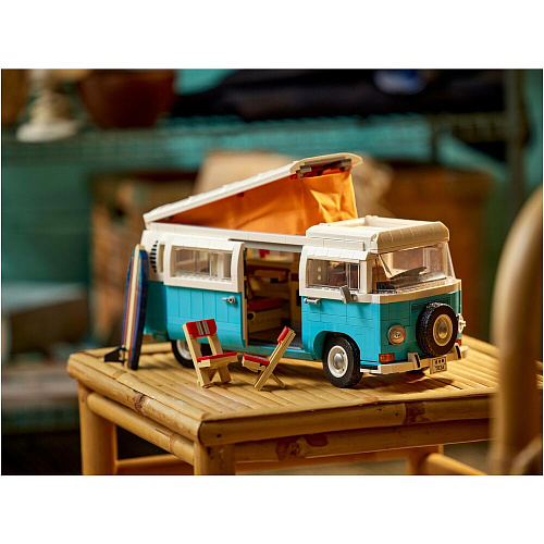 LEGO Icons Фургон Volkswagen T2 Camper 10279