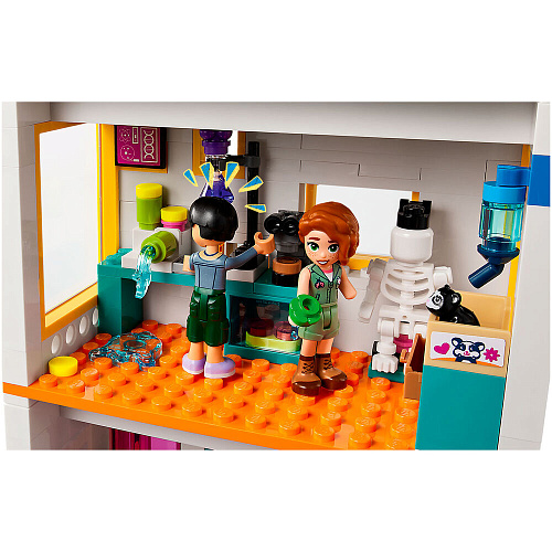 LEGO Friends Международная школа Хартлейксити 41731