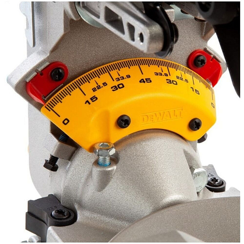 Торцовочная пила DeWalt DWS727-QS