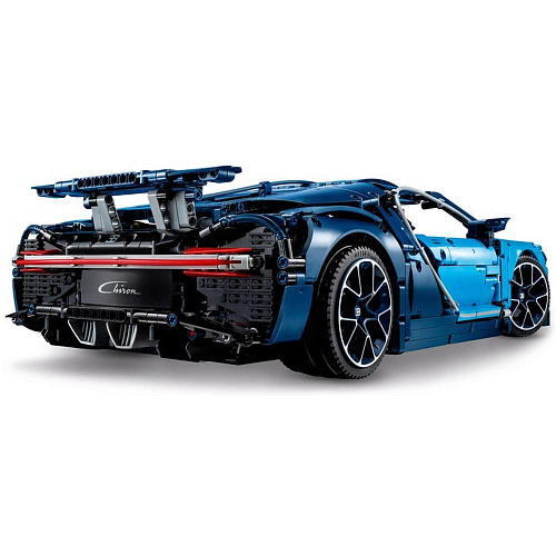 LEGO Technic Bugatti Chiron 42083