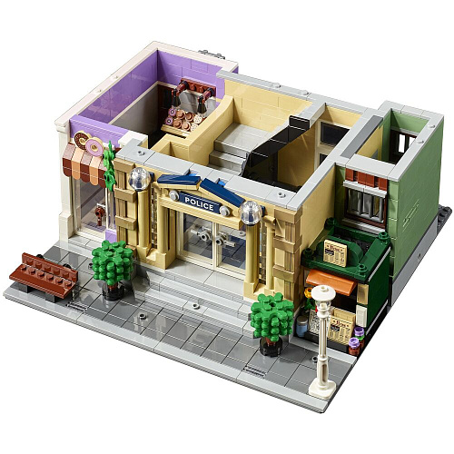 LEGO Icons Полицейский участок 10278 УЦЕНКА