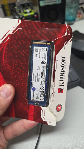 Внутренний SSD-накопитель 1000Gb Kingston NV3 SNV3S/1000G M.2 2280 PCIe NVMe 4.0 x4 УЦЕНКА