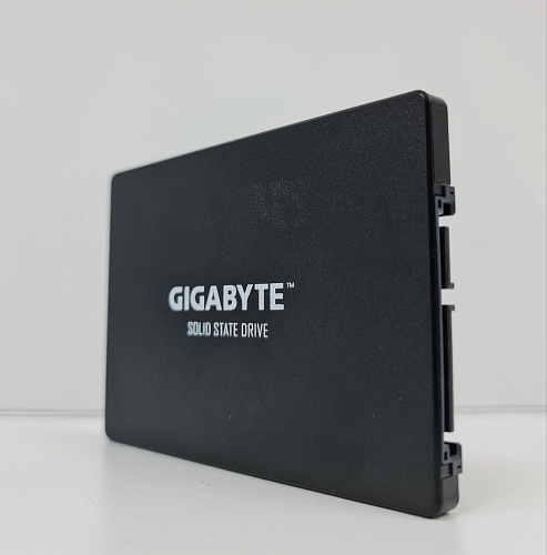 Внутренний SSD-накопитель 256Gb Gigabyte (GP-GSTFS31256GTND) SATA3 2.5" УЦЕНКА