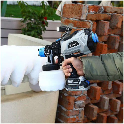 Аккумуляторный краскопульт Deko SG20DK PRO, 20В, 1200 мл, 2x3.0Ач 083-1136