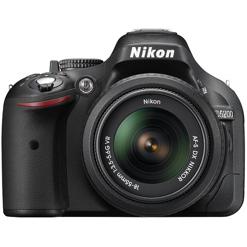 Зеркальная фотокамера Nikon D5200 Kit 18-55 VR