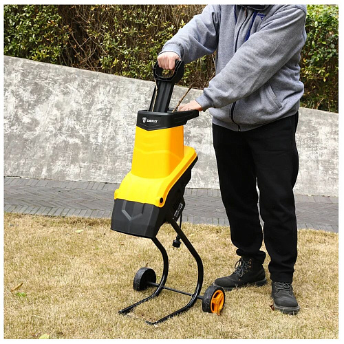 Садовый измельчитель Deko DKSH2700 085-2037