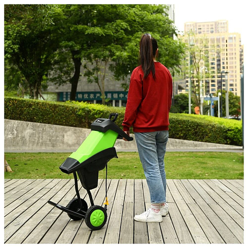Садовый измельчитель Deko DKSH2800 063-4300