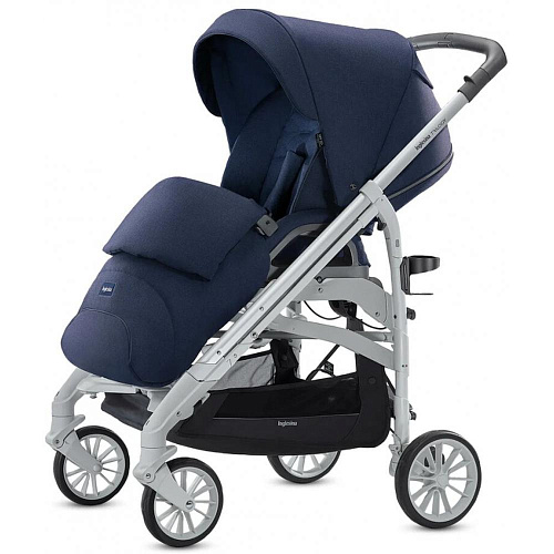 Прогулочная коляска Inglesina Trilogy на белом шасси Sailor Blue