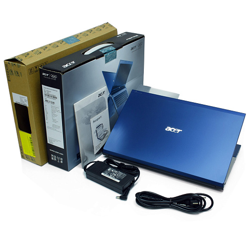 Ноутбук Acer Aspire TimeLineX 5830TG-2314G50Mnbb Core i3 2310/4Gb/500Gb/DVD/BT/GF 540 1g/15.6"HD/W7HP 64