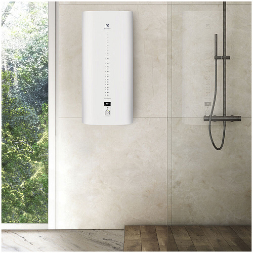 Водонагреватель накопительный Electrolux EWH 30 Centurio IQ 3.0