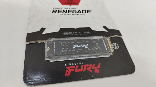 Внутренний SSD-накопитель 1000Gb Kingston Fury Renegade SFYRS/1000G M.2 2280 PCIe NVMe 4.0 x4 УЦЕНКА