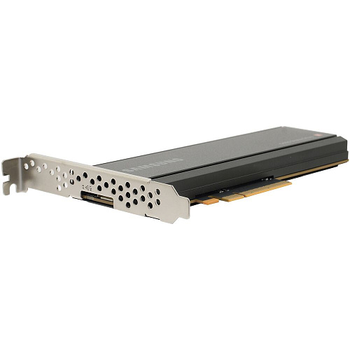 Внешний SSD-накопитель Samsung 6.4Tb PM1735 MZPLJ6T4HALA-00007 3200GB PCI-E