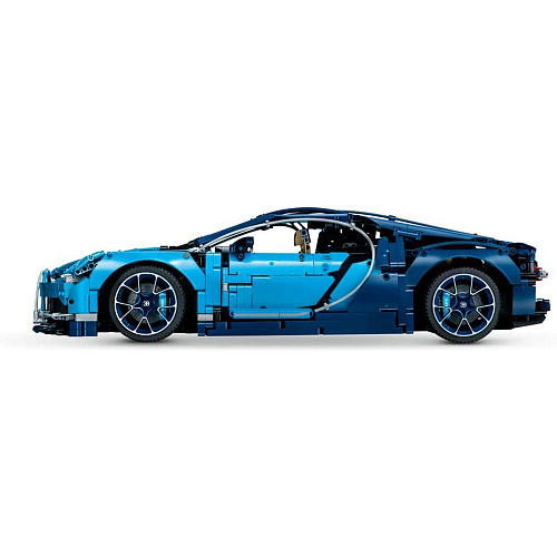 LEGO Technic Bugatti Chiron 42083