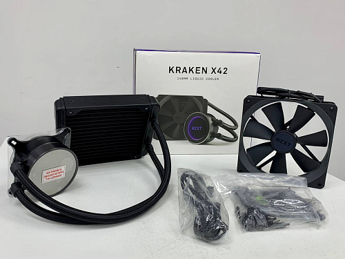 Система водяного охлаждения NZXT Water Cooler Kraken X42 (S1150/1151/1155/1156, S1366, S2011, AM3+/FM2/AM4) RL-KRX42-02 Ret УЦЕНКА