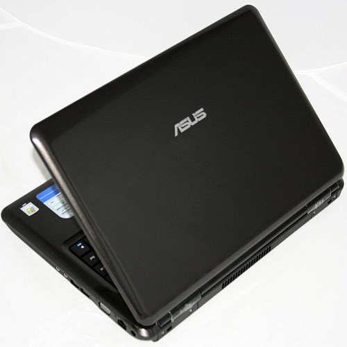 Ноутбук Asus K40AB AMD RM74/3G/250G/DVD/ATI 4570 512/14"HD/WiFi/Linux