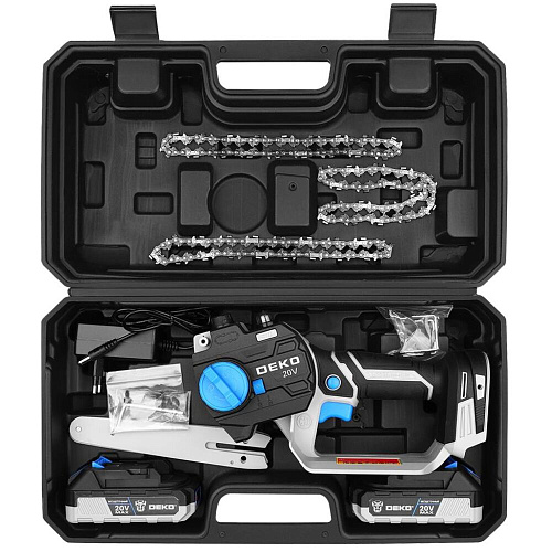 Аккумуляторная пила Deko DKCHS 20V, 6", 20В, 2x2.2Ач, 2 шины и 3 цепи в кейсе 083-2014
