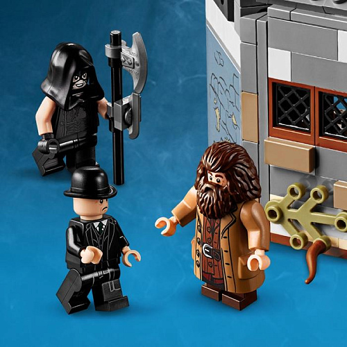 LEGO Harry Potter Хижина Хагрида: спасение Клювокрыла 75947