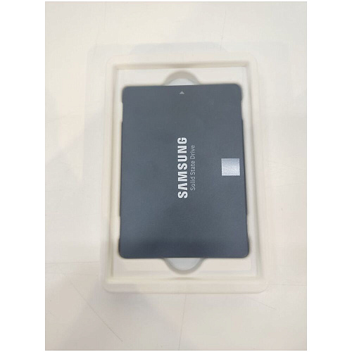 Внутренний SSD-накопитель 1000Gb Samsung 870 Evo (MZ-77E1T0BW) SATA3 2.5" УЦЕНКА