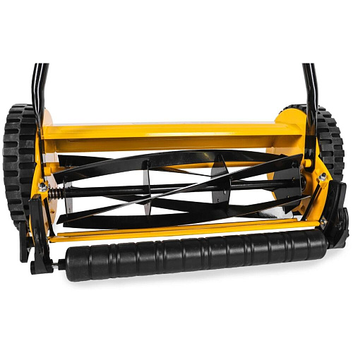 Механическая газонокосилка Champion MM4026