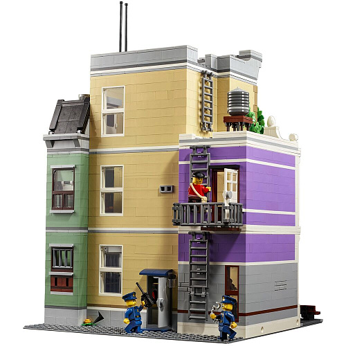 LEGO Icons Полицейский участок 10278 УЦЕНКА