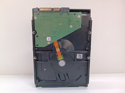 Внутренний жесткий диск 3,5" 8Tb Seagate (ST8000DM004) 256Mb 5400rpm SATA3 Barracuda УЦЕНКА