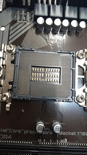 Материнская плата Gigabyte B760M DS3H DDR4 B760 Socket-1700 4xDDR4, 4xSATA3, RAID, 2xM.2, 1xPCI-E16x, 3xUSB3.2, 1xUSB3.2 Type C, D-Sub, 2xDP, HDMI, 2.5Glan, mATX УЦЕНКА