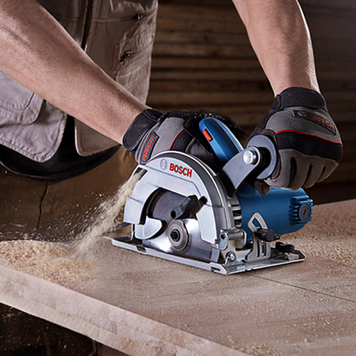 Дисковая пила Bosch GKS 600 06016A9020