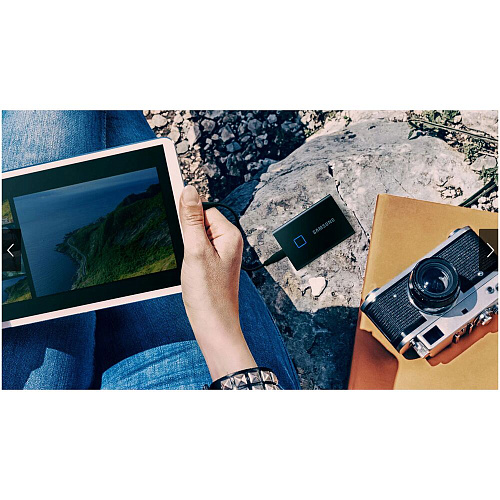 Внешний SSD-накопитель 1Tb Samsung T7 Touch MU-PC1T0K/WW (SSD) USB 3.2 Type C Черный УЦЕНКА