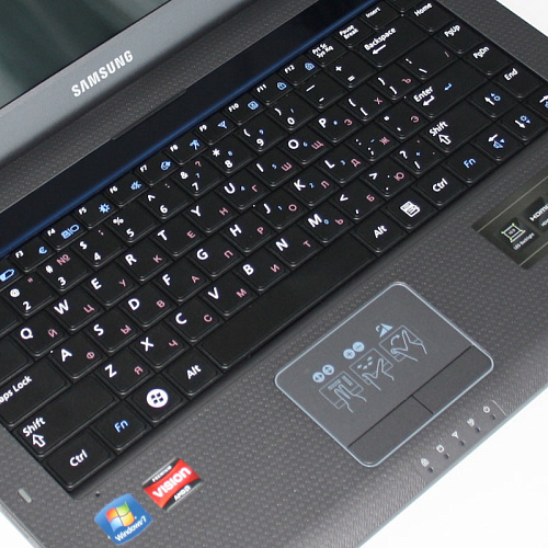 Ноутбук Samsung R425/JT01 AMD M320/2G/250G/HD5470/DVD/14/WiFi//Win7 HB