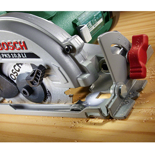 Аккумуляторная дисковая пила Bosch PKS 10,8 LI 2.0Ah x1 06033C7000