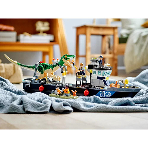 LEGO Jurassic World Побег барионикса на катере 76942