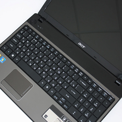Ноутбук Acer Aspire 5741G-333G25Mi Core i3 330M/3G/250/DVD/HD5470/15,6"/Win7 HB (LX.PSZ01.010)