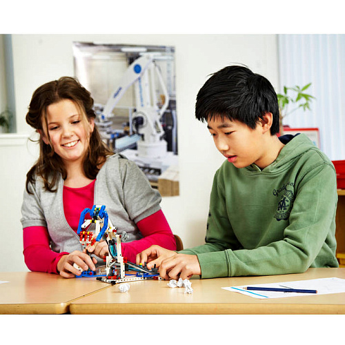 LEGO Education 9641 Набор дополнительных элементов к конструктору Технология и физика Пневматика