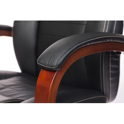 Кресло руководителя Бюрократ T-9923WALNUT/BLACK черный кожа крестовина дерево